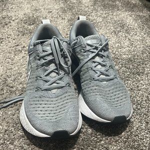 NIKE React Infinity Flyknit